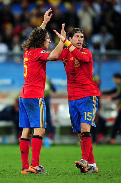 Happy birthday to the lion himself. Carles Puyol!  