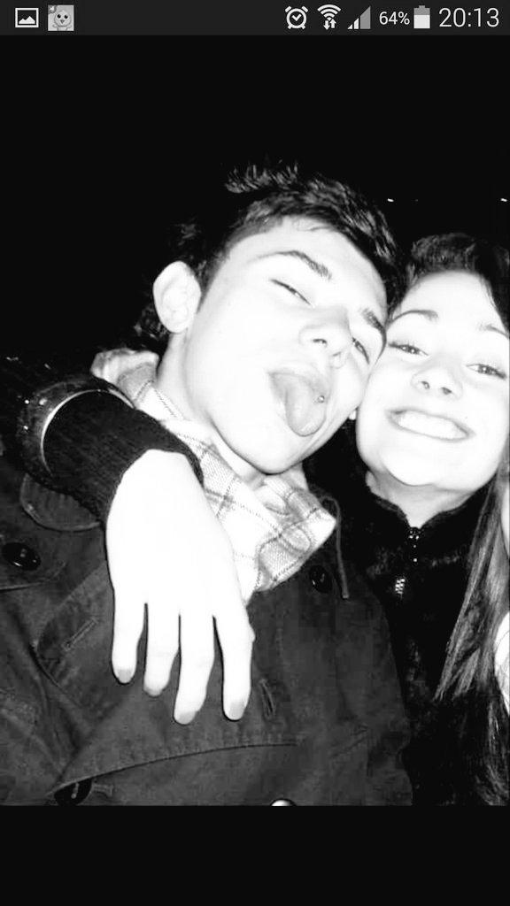 RaKelCnK's tweet photo. Después de 5 años sigues siendo tan especial como el primer día.Gracias x todos los momentos @222Xomo te quiero 😙❤ http://t.co/8I1Js1RleO