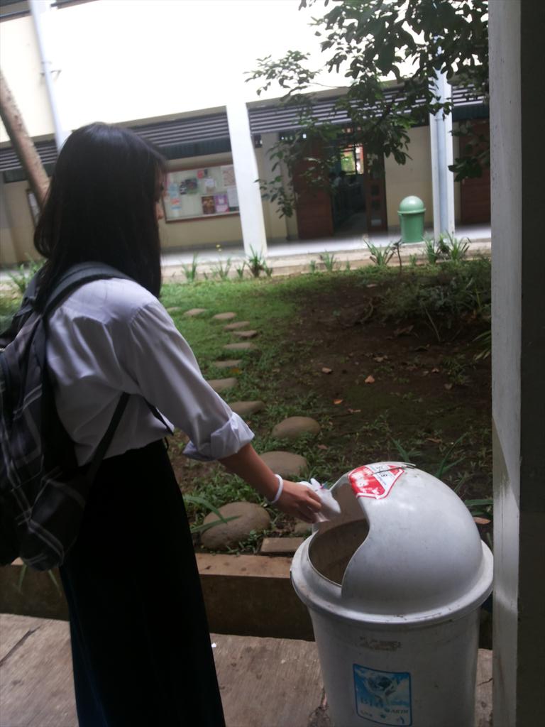 PengmasTelU's tweet photo. Duh cantik bgt sih. Bebersih yuk di #SeninBebersih http://t.co/CC6MhoKeDe