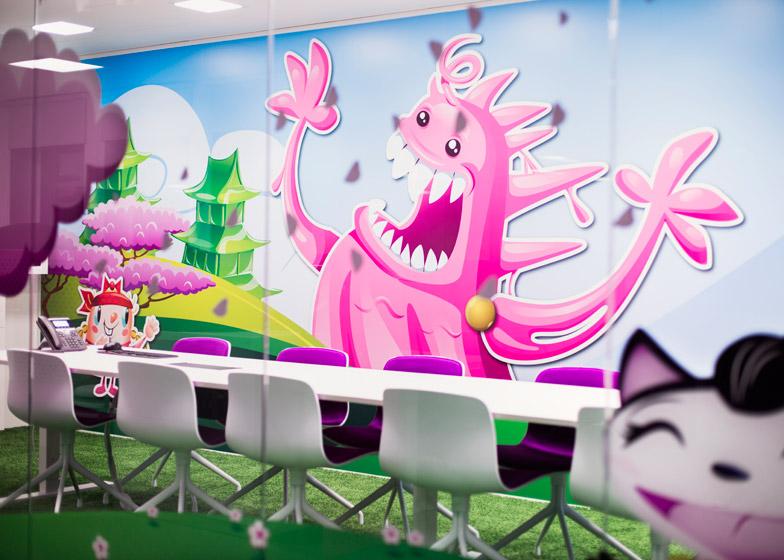 cleenerUK's tweet photo. Check Candy Crush office designs http://t.co/CsGgigMy92 http://t.co/2oMPcyopuq