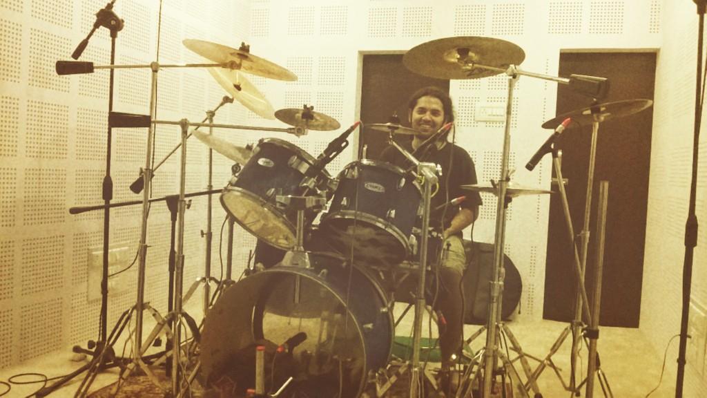 WinterGateOfcl's tweet photo. More from Cheese and Pepperoni Studio. Live Drum Tracking with our Sound Engineer @DevashishDutt .Stay tuned! http://t.co/HhOLYqU2uv