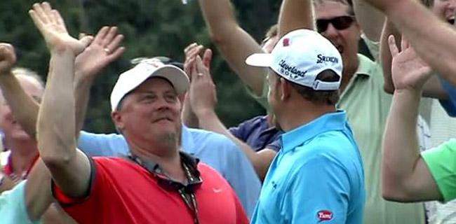 SportsJOEdotie's tweet photo. Video: Was this the best shot of the US Masters? #USMasters2015 #TheMasters http://t.co/D7ZPb0QkQ5 http://t.co/4qznvjjJK2