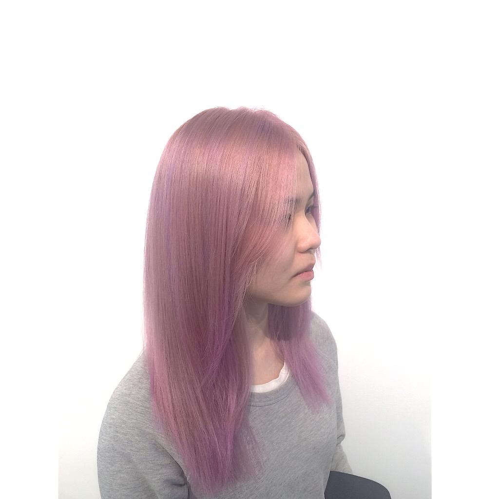 nelias06's tweet photo. Another pastel play #hairbrained_me #pastel #pink #LoveWhatIDo http://t.co/CIYEQHTnHB