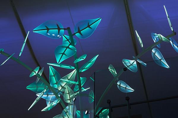 Восхитительное светодиодное дерево терминала аэропорта Хитроу

#england #Led #design