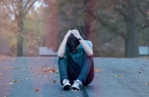 ارد اهج
بصحرة تستوعب حسرتي
الحسره البروحي جبيره