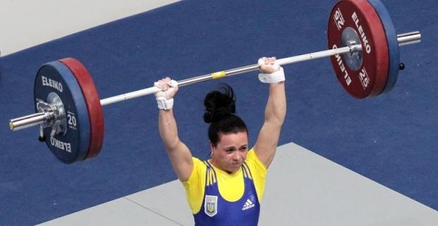 FloweringUkr's tweet photo. Українка Паратова стала чемпіонкою Європи з важкої атлетики
#FloweringUkraine #news #новини
http://t.co/VfAZT6SCKw http://t.co/Oyt7AbIeI3