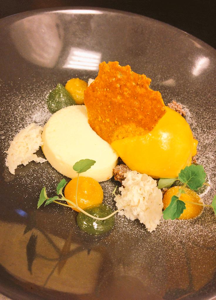 rubenmeijboom's tweet photo. Mango, yoghurt, basilicum kerrie http://t.co/wDmDovpsDp