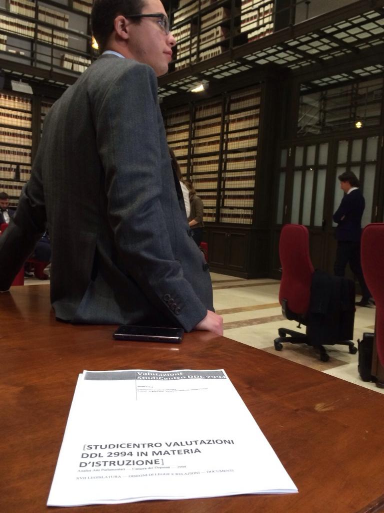 Filippopompei's tweet photo. Depositata alle camere proposta @StudiCentro su #DDL 2994 @_V_D_V #istruzione #labuonascuola http://t.co/7JXSrNmLEb