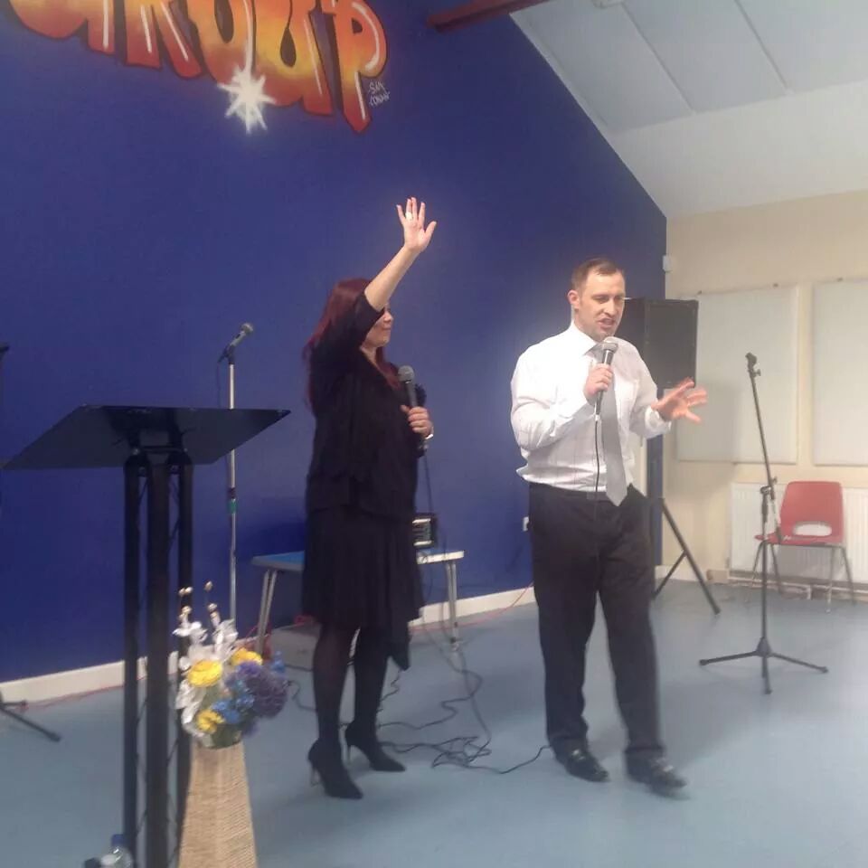 Loriaanmusic's tweet photo. New Wave Church Harpenden UK!!x http://t.co/eWmqqCa0xf