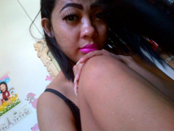 IndahCintaPutri's tweet photo. Cepotan yukkkkkk http://t.co/sVykXnLg92