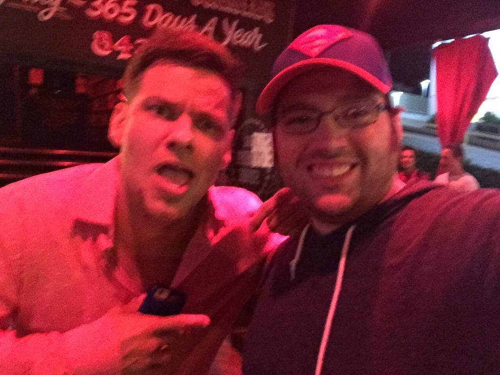 Joey6989's tweet photo. @TheoVon great show tonight.....throw a shout out if u don't mind http://t.co/mKS5aIo74W