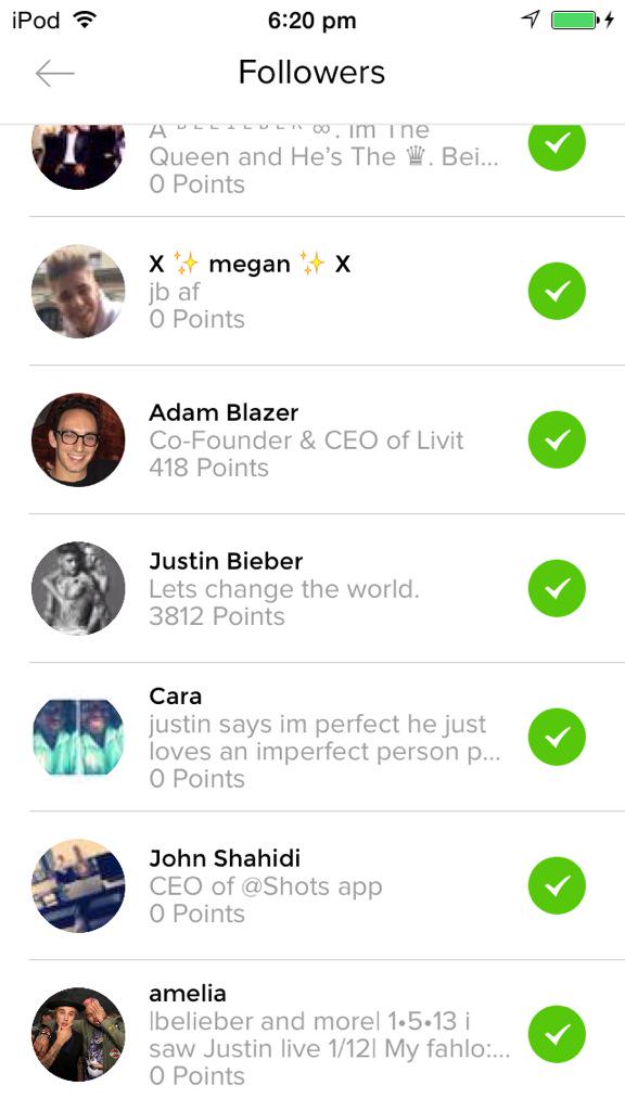 Wenonalovesya's tweet photo. OMG!! @justinbieber you actually followed me on something, I never thought I'd live to see the day http://t.co/KRVvNy0MKs