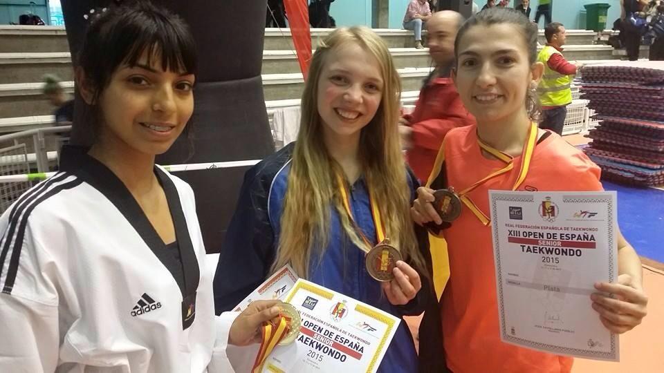 WSNet's tweet photo. #TAEKWONDO via @KatieTKD
18yo Katie takes 1st Sen medal @g1 #spanish2015 @Wsnet @activedevon http://t.co/wQtVSBsMT7