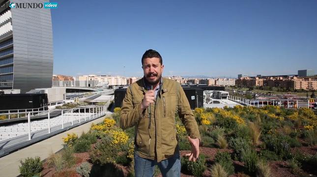 elmundoes's tweet photo. La Vela,el nuevo gigante de Madrid http://t.co/qalSmbrUl7 Por @robertobecares @elmundovideos #Arquitectura #muevetemm http://t.co/WJOFskPdGG