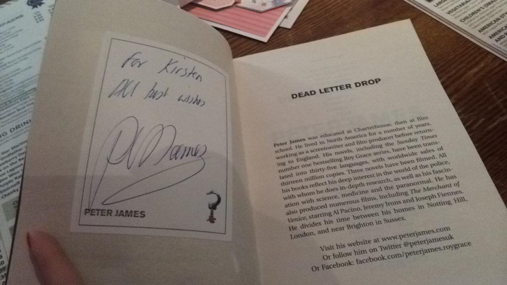 KirstenBootes's tweet image. Thank you to @AmandaBootes &amp;amp; @peterjamesuk for such a great #birthdaysurprise 😍😍 #DeadLetterDrop #FangirlingSoHard🙊💗
