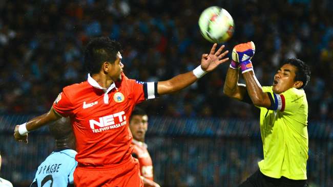 mengbal's tweet photo. Duh.... "@CNNindonesia: Dana Sponsor Belum Turun, Persija Tunggak Gaji Pemain http://t.co/057UbQnkaQ http://t.co/nDnSklIZcF