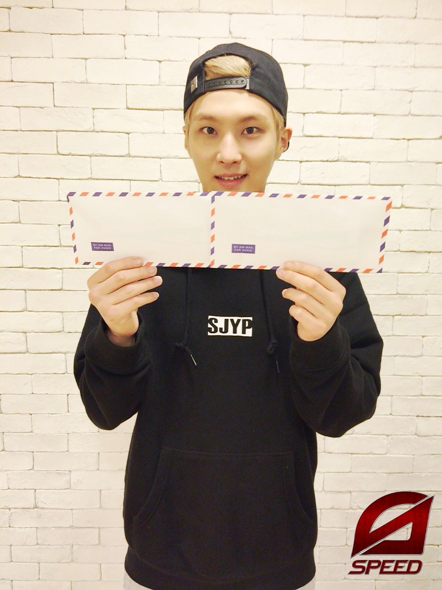 officialmbkent's tweet photo. [SPEED] 스피드의 다시 돌아온 자필편지 이벤트! 1주차 멤버와 당첨자가 공개되었습니다! 딥스분들은 지금 바로 공식 팬카페로 고고! 고고!
http://t.co/okqiHBGjiA http://t.co/2Q9FfftkzK