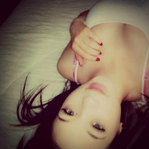 EmilyYariLopez's tweet photo. #throwback I Miss My Black Hair http://t.co/Wlqr8ezSqf