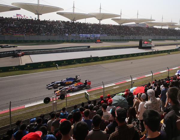 F1's tweet photo. Who were the #ChineseGP winners &amp; losers? We take a look: http://t.co/TGj3KoCeGd #F1 http://t.co/X9lJe2wnjo