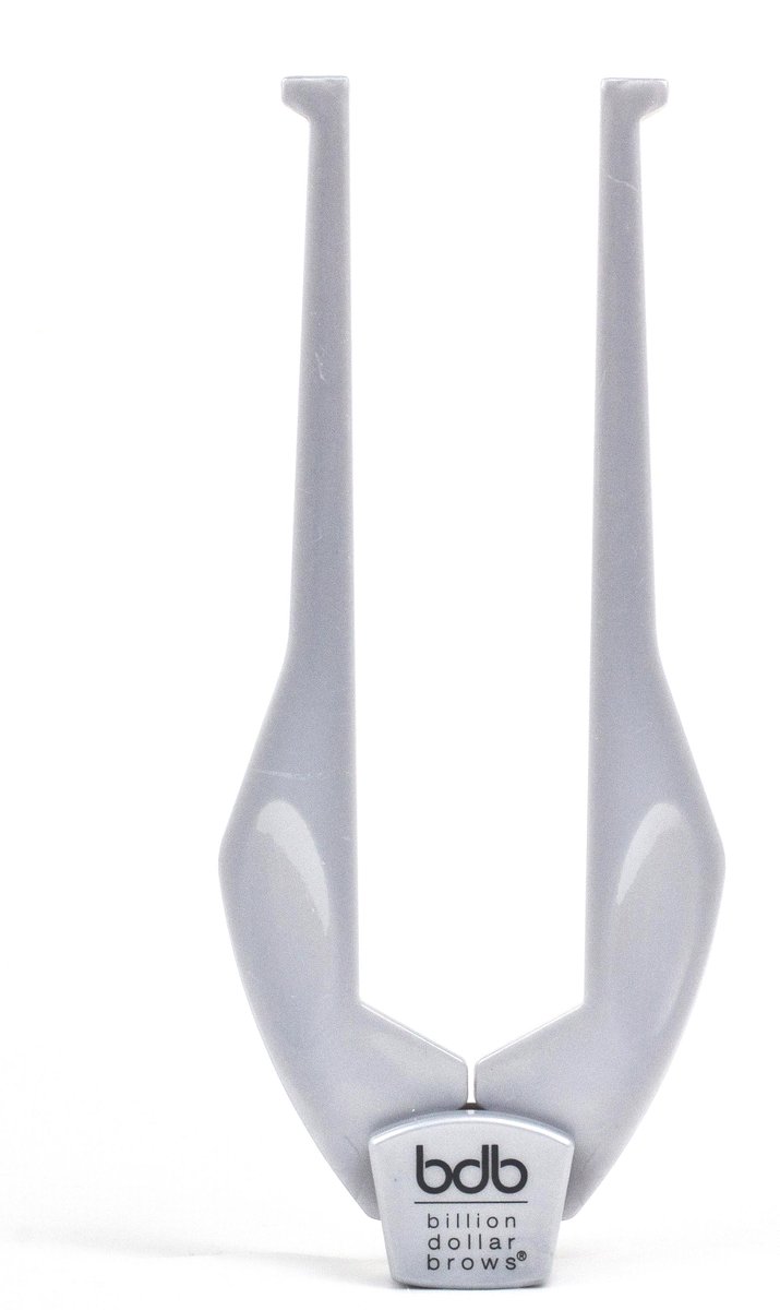 bdb_SA's tweet photo. The Brow Buddy is truly the ultimate brow shaping tool. Say goodbye to thin, crooked, brows...FOREVER! http://t.co/jNjKTRFRDH