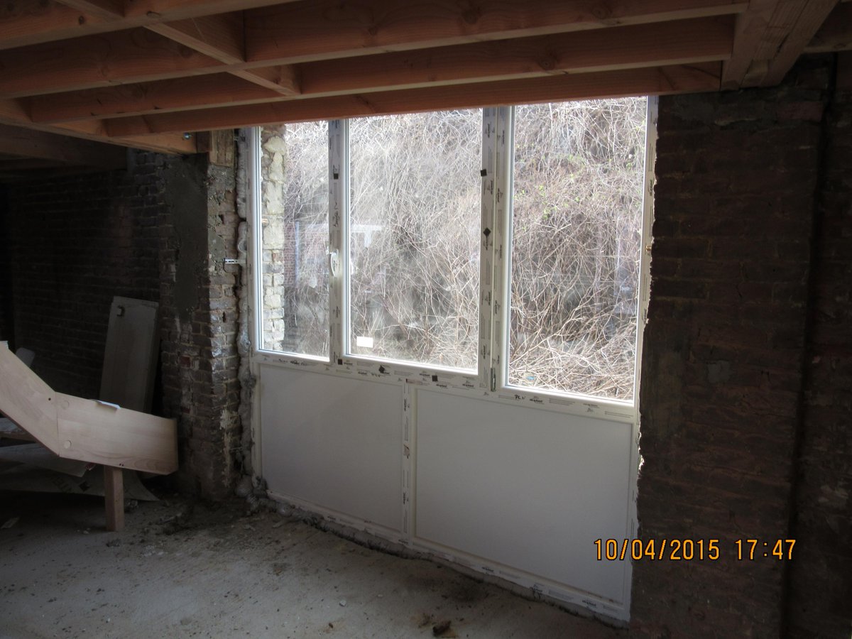 JeanGrell's tweet image. ONE : nous posons les châssis