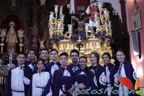 Juventudmerced's tweet photo. Hoy hace dos semanas de estas fotos con nuestros titulares.... Dos semanas de nuestro ansiado Lunes Santo @ssmoron http://t.co/rsCB26BrPW
