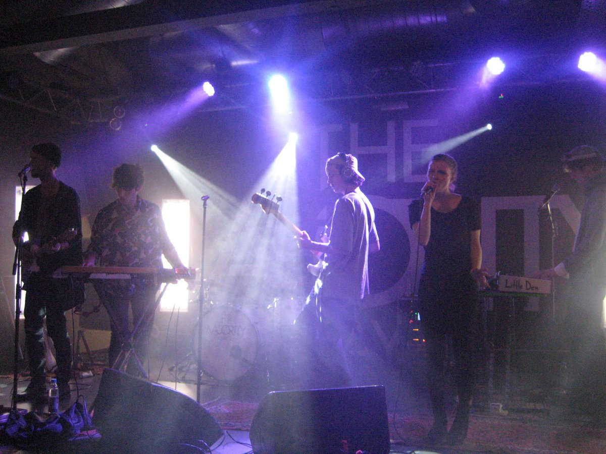 #Konzert <a href="/themajoritysays/">The Majority Says</a> Unsere Redakteurin Lea hat die #Band vorher getroffen. #Interview hörst du am Do ab 19 Uhr!
