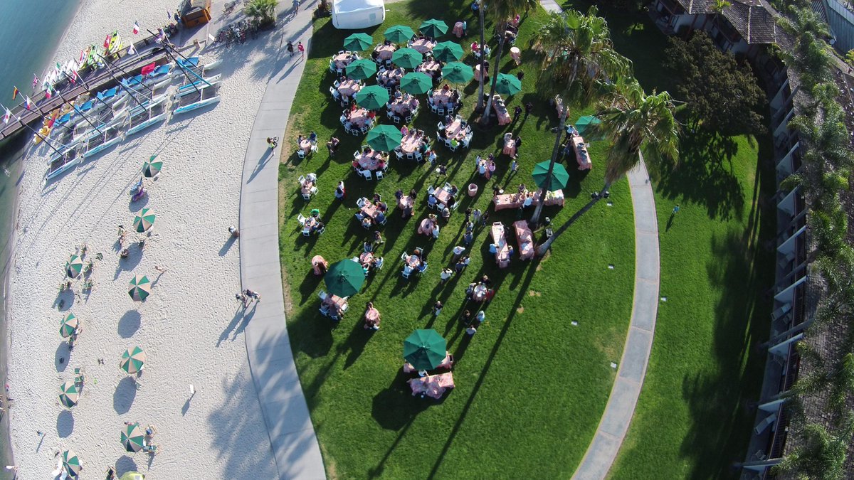 mallarimc__'s tweet photo. Catching some MadCappers for some Beer and Networking...from the DRONE!!
#MadWorld2015 http://t.co/CogdJIorK2