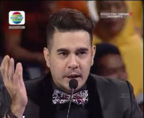 Ngrock banget penampilan <a href="/DA2_Evi/">EVI_MASAMBA_REAL</a> malam ini dan Mas <a href="/DA2_BENIQNO/">Beniqno</a> suka dengan penampilan Evi malam ini #DAcademy2