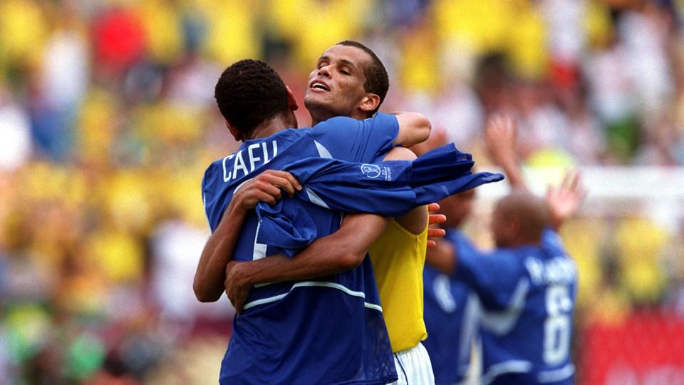 Happy birthday Joe Hart (28), Gabriel Heinze (37), (43), Trevor Francis (61)
 