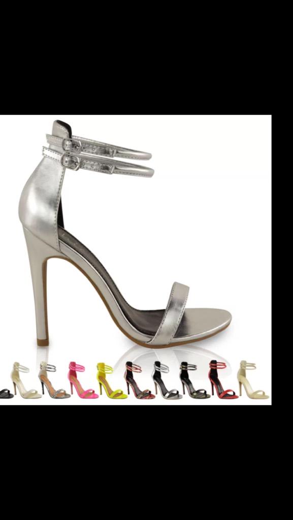 EmbellishCDF's tweet image. £30 plus p&amp;amp;p. Get your strappy sandals ready for the summer today 🌸😁