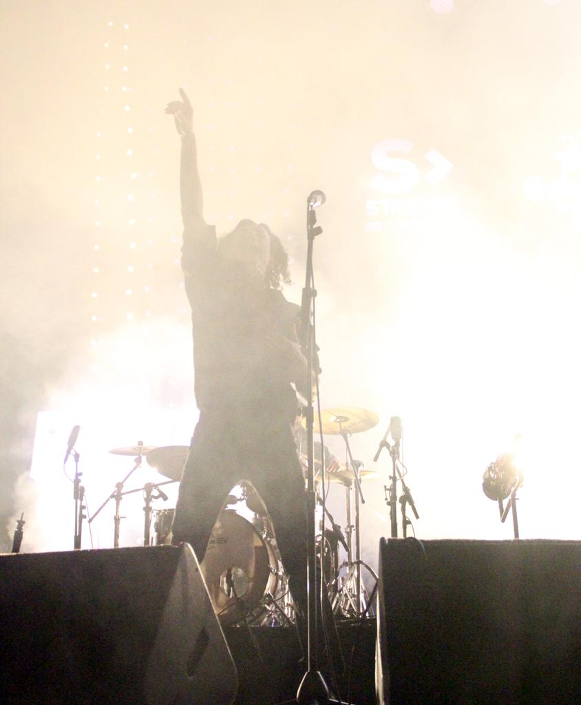 ToniKarris's tweet photo. @ElectricaDharma CatPress felicitem. La "Dharma" pel maravellos  concert  de Girona. http://t.co/bmw2Yj0rwW
