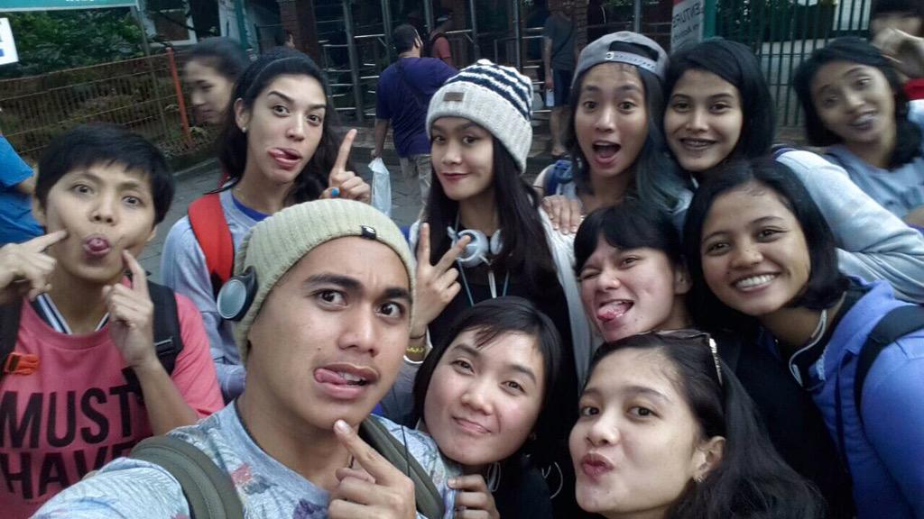 Berllian_5's tweet photo. Berendem diCiater

@D1515OLA @wildanurfadilah @tretnomutiaral @lano_ril @diaanwijayantii @ChikaSwinerlin @mjpg_ven15 http://t.co/r8gRgolWjb