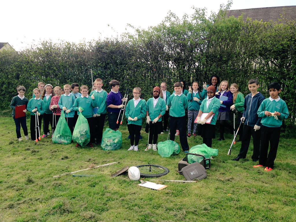 Our Year 6's helping clean up our school hedge! #proudchildren #proudschool
