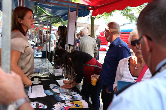 Nieuwe Parel! Domus Dag: verbinding zoeken met huurders en samenwerkingspartners bit.ly/1yodAC2