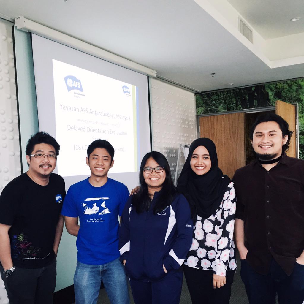 ananajia's tweet photo. Great teammates, great participants, and great roommates π #afs #afsmas #sh15 http://t.co/Z58uuVCNdd