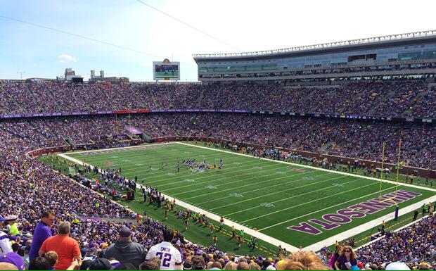 NFLBrackets_CFB's tweet photo. 🔷 Best Stadium 🔷

Round Of 32

RT- Edward Jones Dome

Fav- TCF Bank Stadium http://t.co/PUpTZB4uwD