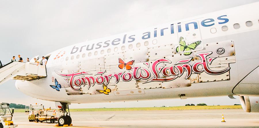 EDMsounds's tweet photo. ¿Y si cogemos este avión? ♥️ http://t.co/dvDCObh5Ff