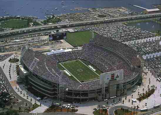 NFLBrackets_CFB's tweet photo. 🔷 Best Stadium 🔷

RT- Ever Bank Field 

Fav- Arrowhead Stadium http://t.co/UElkqPdjNd