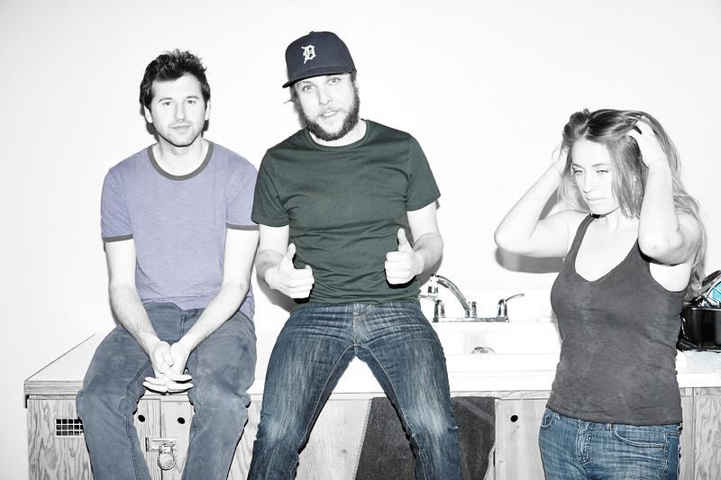TheFallLineBand's tweet photo. Round one ends at 3pm. Get your final votes in: http://t.co/myHEoeCOOf #Searchlight #Searchlight2015 @CBCMusic http://t.co/22R46exADR