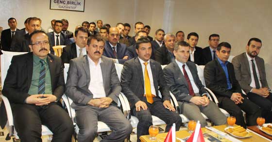 KGKGaziantep's tweet photo. Başkanlık Sistemi ele alındı
http://t.co/ufRfNnUdAz http://t.co/9WcqN123Xc