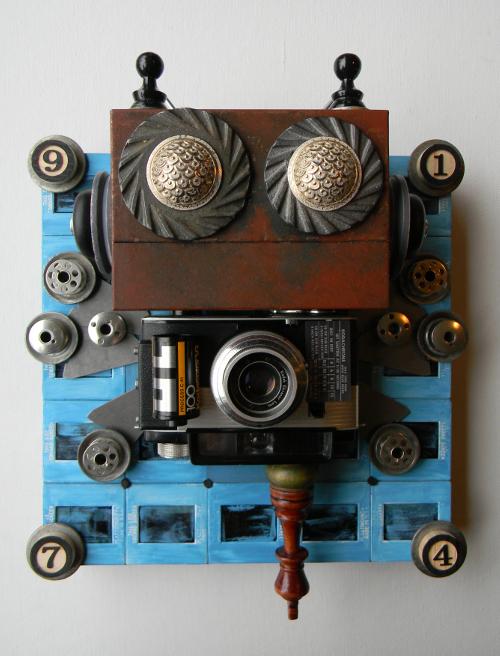 whizkins's tweet photo. [Creative Corner] Q &amp; A with @redhardwick, Mixed Media Artist - http://t.co/rXVqripJJt #artwork #art #homedecor http://t.co/Yjeh0AFoin