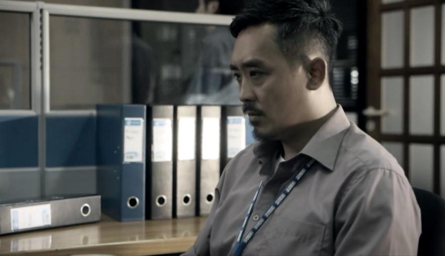 mediacorpCh5's tweet image. They helped put a man behind bars for 15 years for a crime he didn't commit. #codeoflawch5