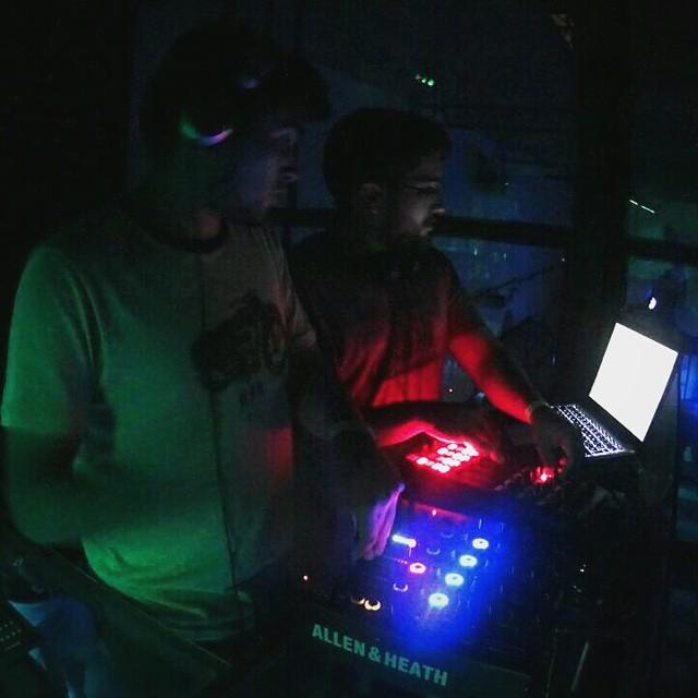 fedecott's tweet image. #WarnUp #Crystal #CruzDiablo #Brothers #CoCott instagram.com/p/1awqlOxOi1/