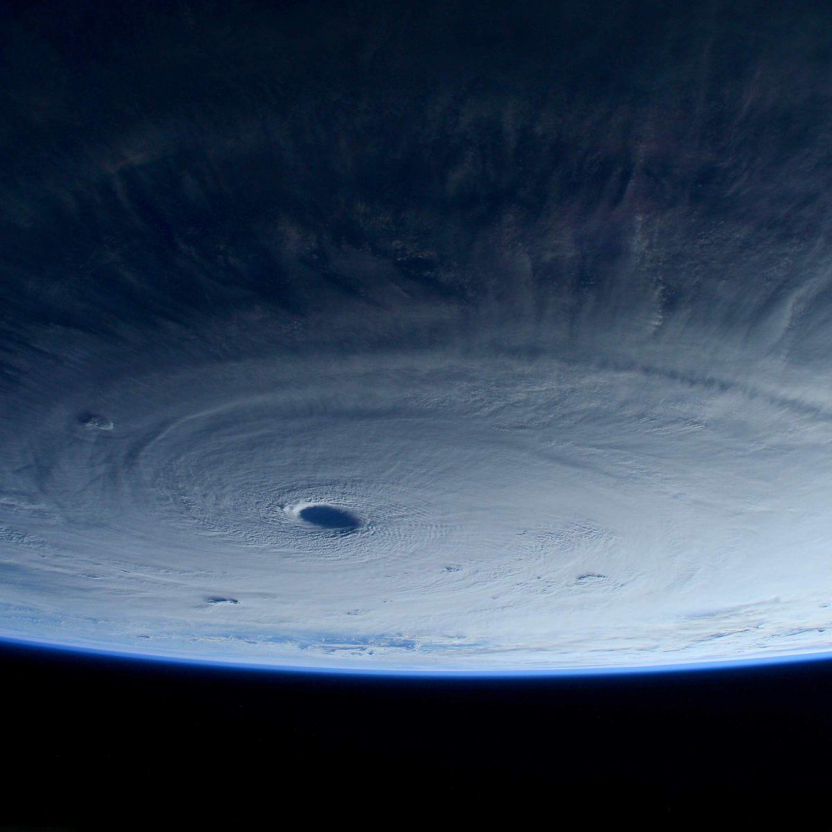 THESE ARE SUPER TYPHOON PHOTOS TAKEN FROM SPACE plus.google.com/+KevinGreenMyS…