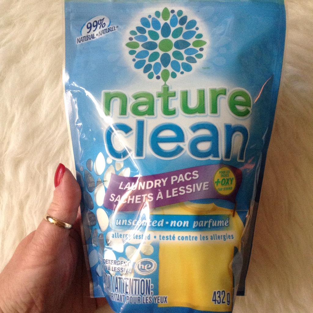 styledlady4ever's tweet photo. Laundry Day😓 first time trying #natureclean #chemicalfree Thoughts? http://t.co/b6pmsHnBk6