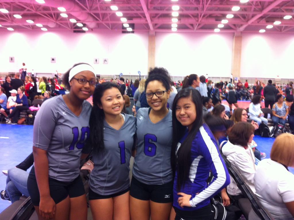 Diwilson18's tweet photo. Bowie freshmen ready to compete today at Lone Star National Qualifier @JamesBowieHS http://t.co/U9vopxgeOY