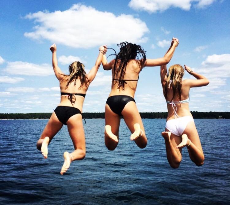 BikiniHot's tweet photo. http://t.co/pbbxy8Mbrb