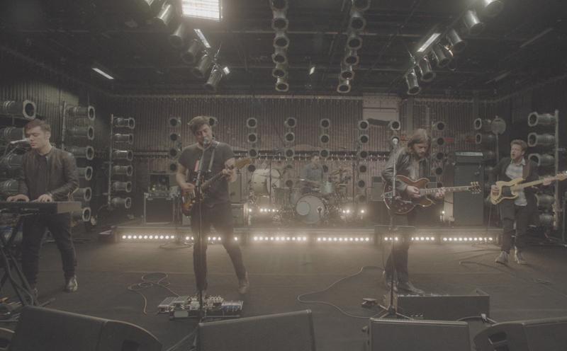 Neues Video von <a href="/MumfordAndSons/">Mumford & Sons</a> mit "The Wolf": bitly.com/MumfordAndSons… #MumfordAndSons #TheWolf #WilderMind