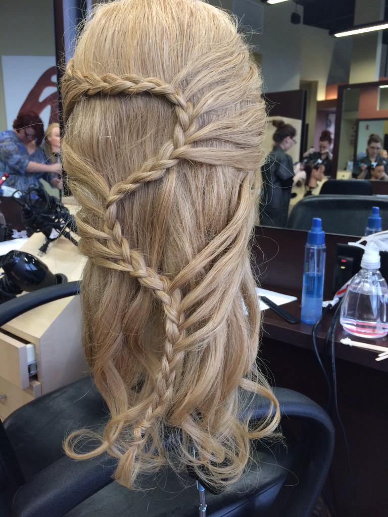 DreaminNTheRain's tweet image. Wedding and prom season are here! #RegencyBeauty #StudioLuma #RegencyFayetteville #WeddingHair